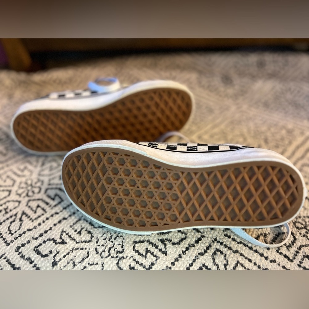 Vans - Picture 5 of 5